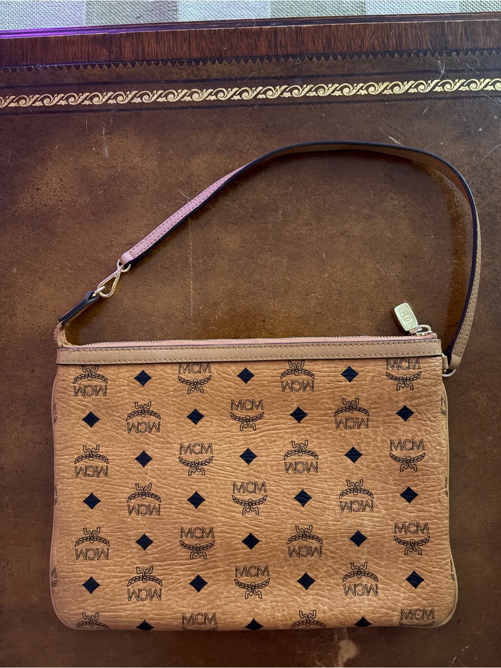 MCM Liz Shopper Pouch (or Pochette)